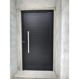 instalação de porta de alumínio Matao